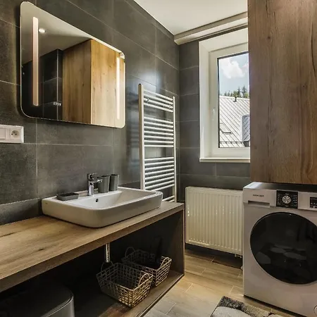 Aparthotel Klinovec Views 4*