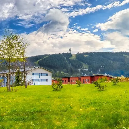 Klinovec Views Aparthotel 4*